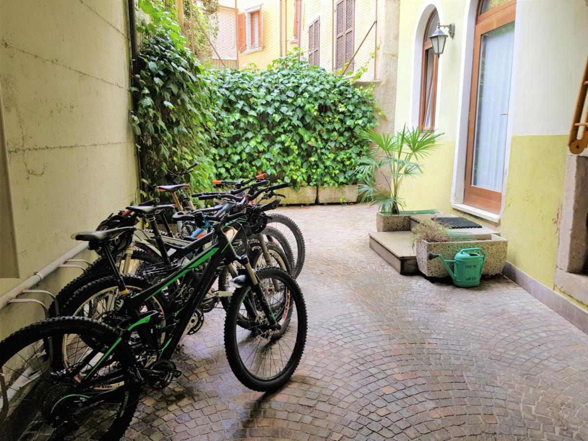 North Lake Riva Apartment, Steps From The Garda Lake Exterior foto